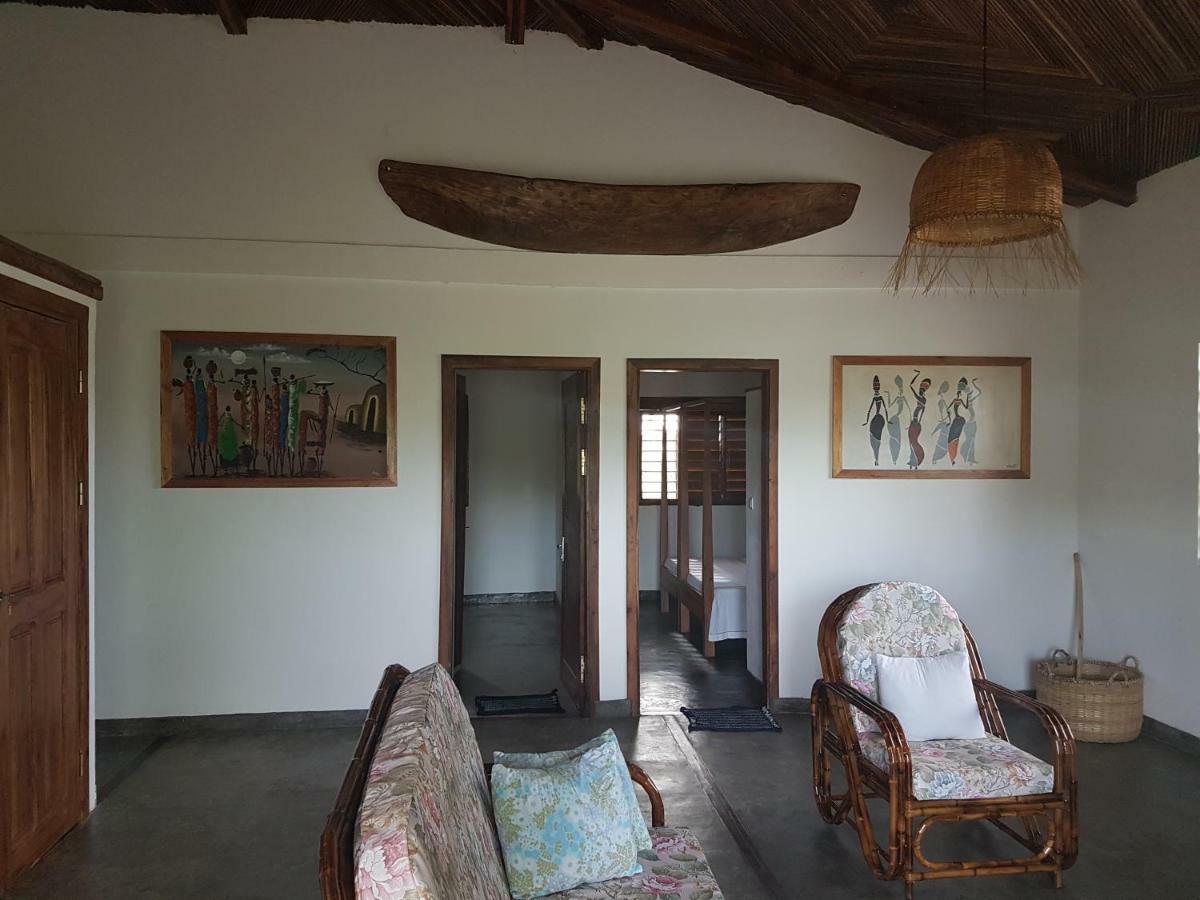 Les Hibiscus Villa Ambondrona  Exterior foto