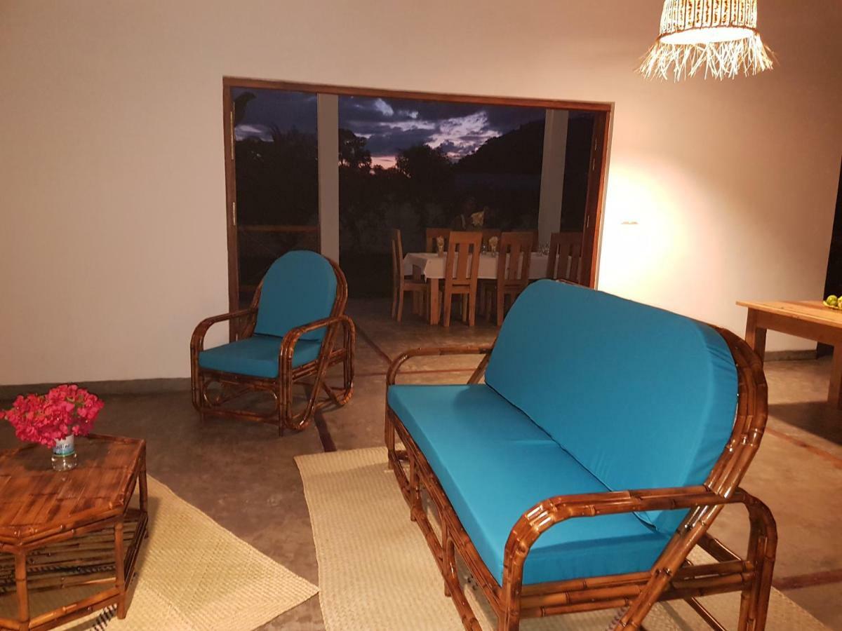 Les Hibiscus Villa Ambondrona  Exterior foto